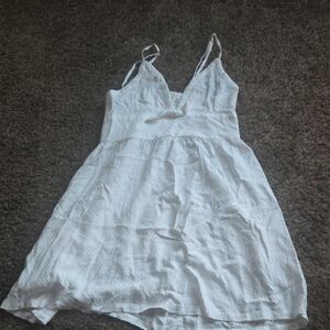 White Sleeveless Dress